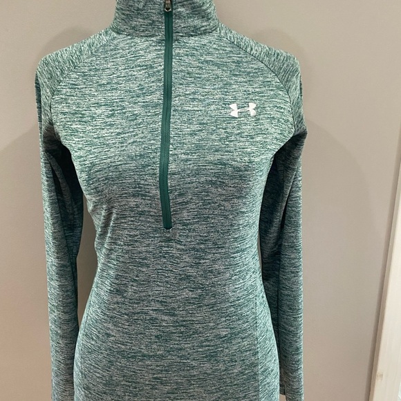 Under Armour Tops - Under Armour Green Fitted Zippered Sweatshirt